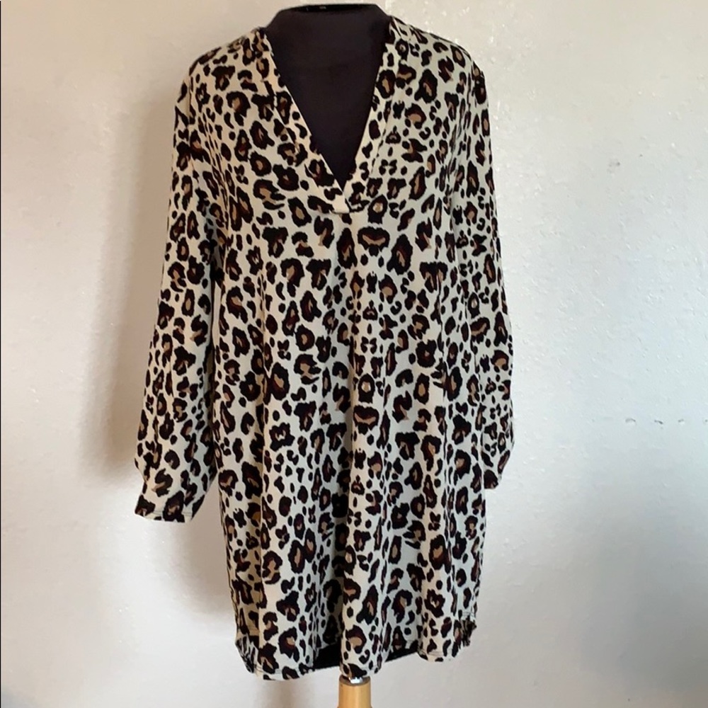 Kiki LaRue leopard tunic. Medium